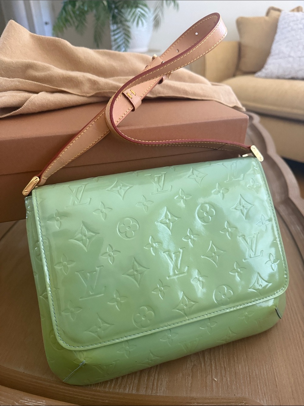 Louis Vuitton Green Vernis Thompson Street Bag
